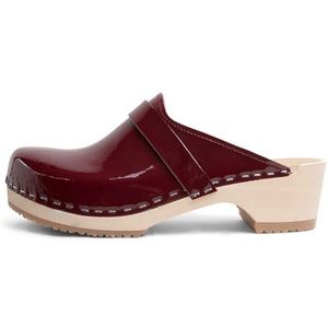 ❤️🍒VERKA cherry clogs. Size 41 (10-10.5). New without box.